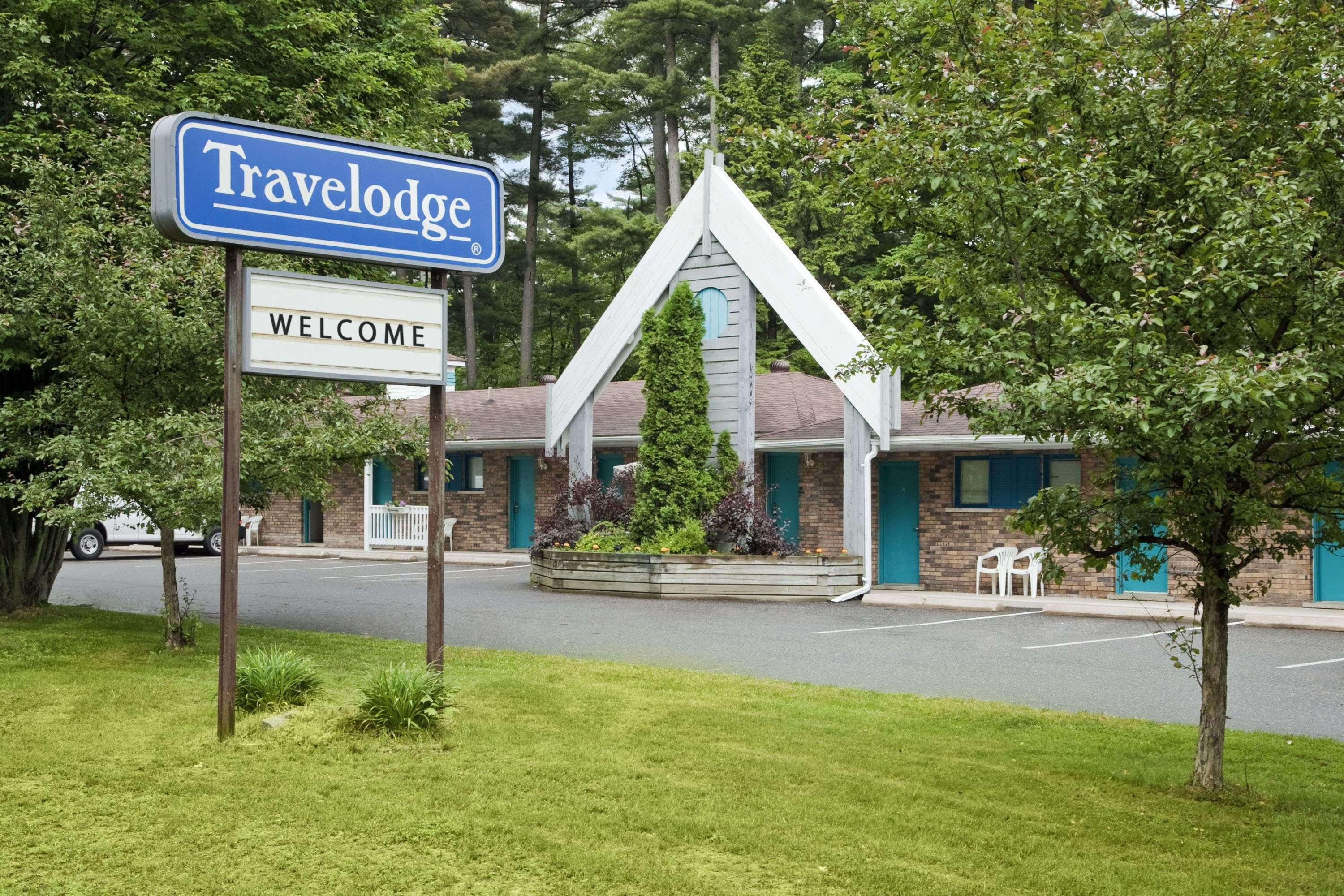 Travelodge By Wyndham Bracebridge Zewnętrze zdjęcie